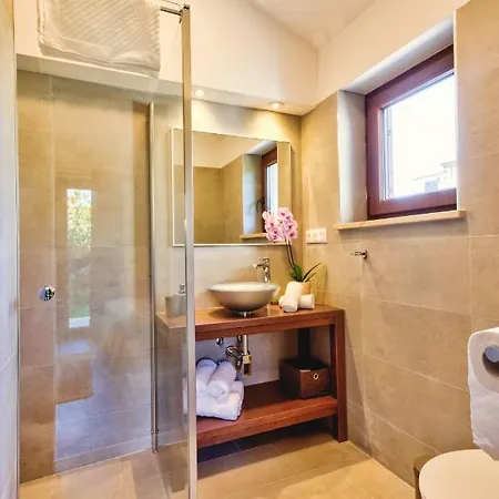 Boky Villa *